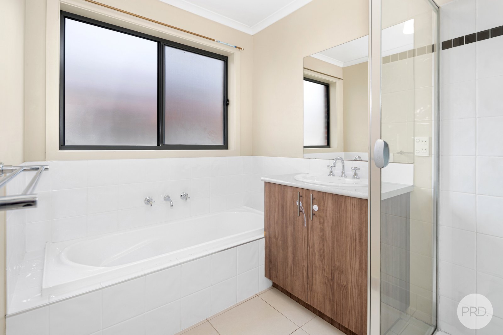127 Alfredton Drive ALFREDTON 12