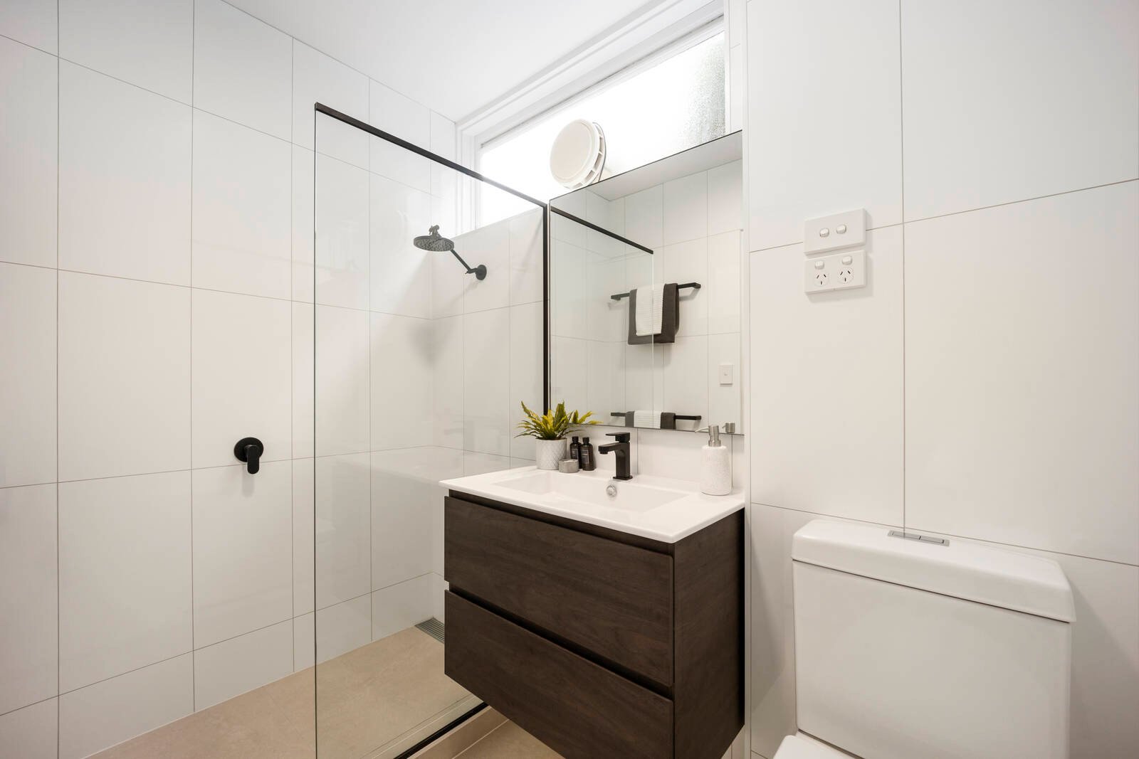 Real Estate and Property in 1/27 Alma Grove, St Kilda, VIC