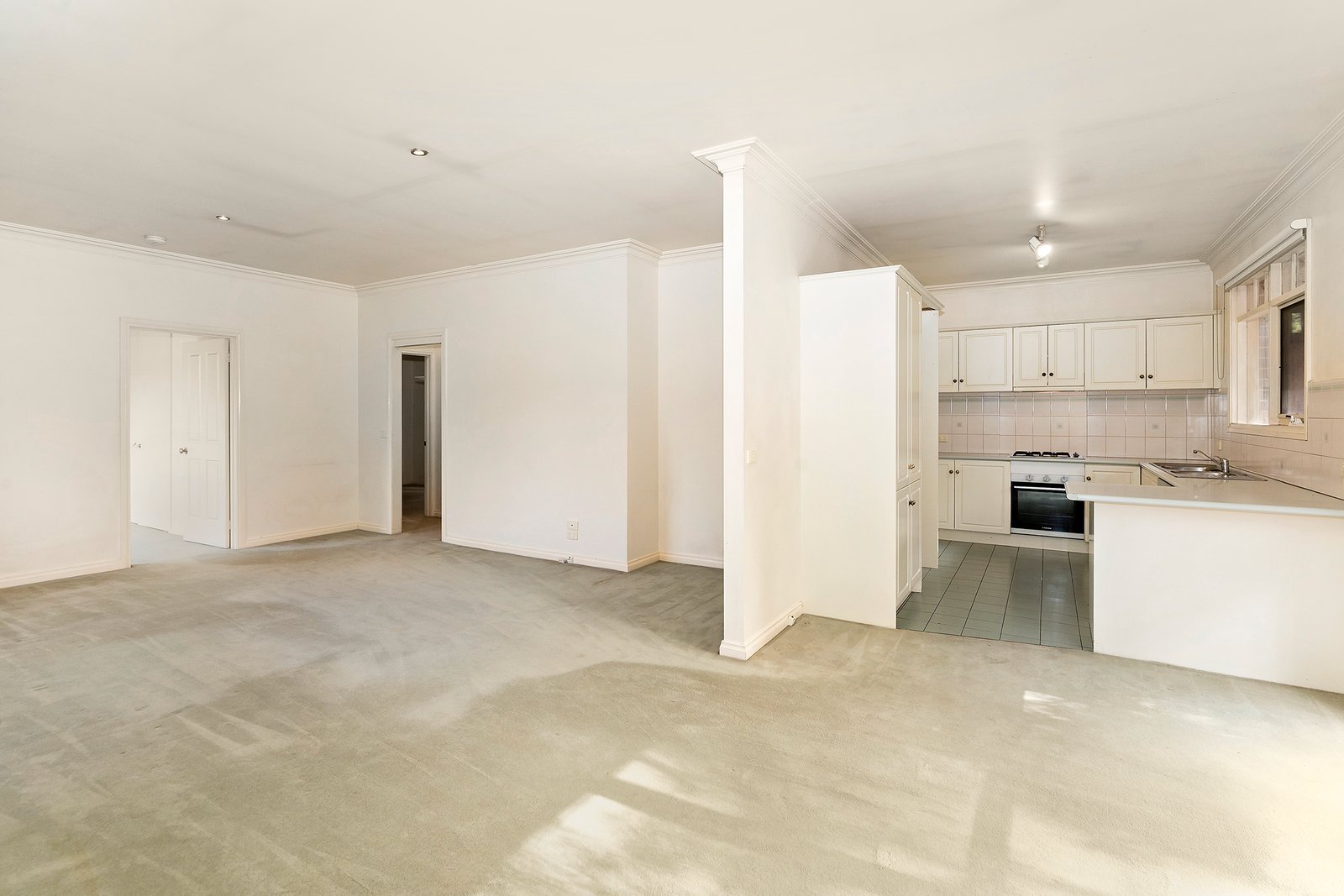 Real Estate and Property in 1/27 Asquith Street, Kew, VIC