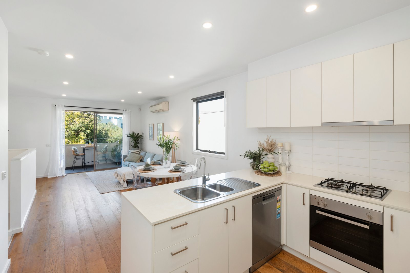 Gallery: 1/27 Barker Street