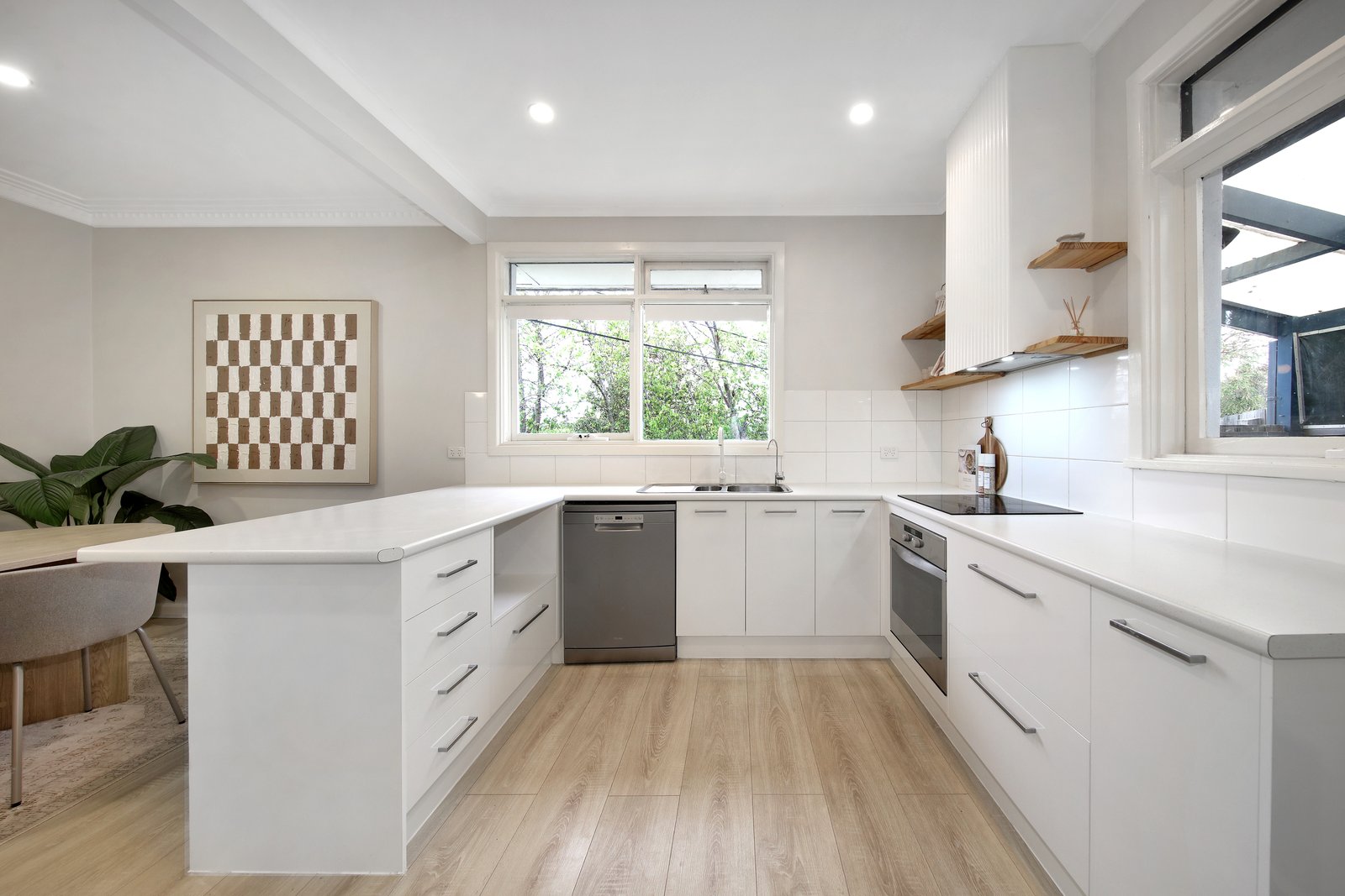 Gallery: 127 Bignell Road