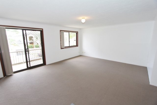12/7 Bradford Street LABRADOR 3