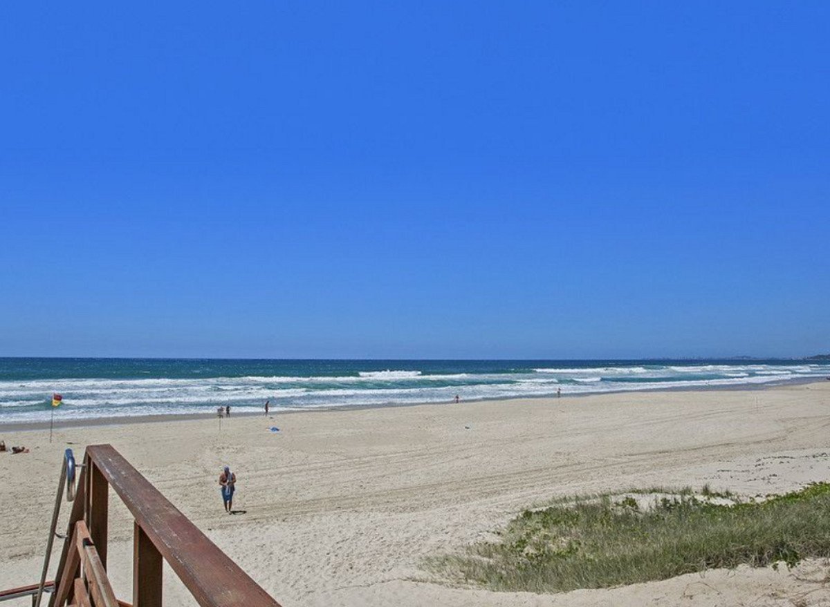 1/27 Cronulla Avenue Mermaid Beach 5