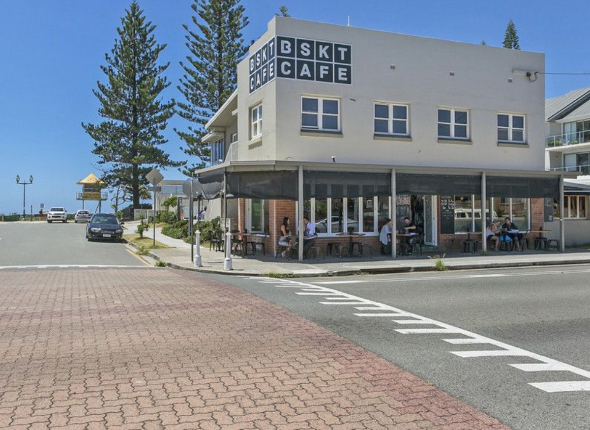 1/27 Cronulla Avenue Mermaid Beach 6