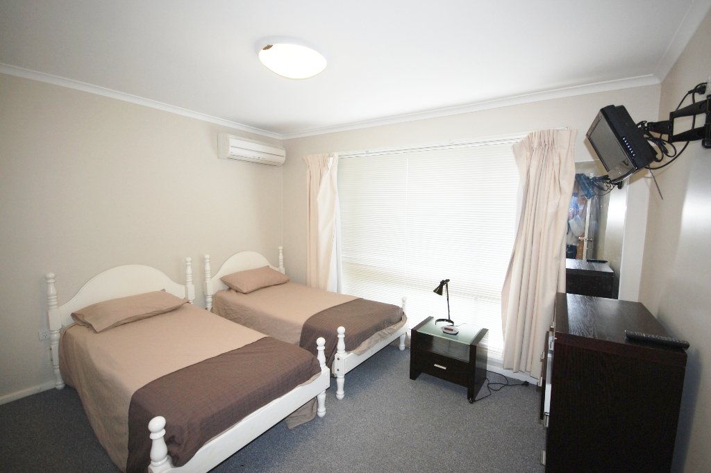 1/27 Day Street WAGGA WAGGA 8