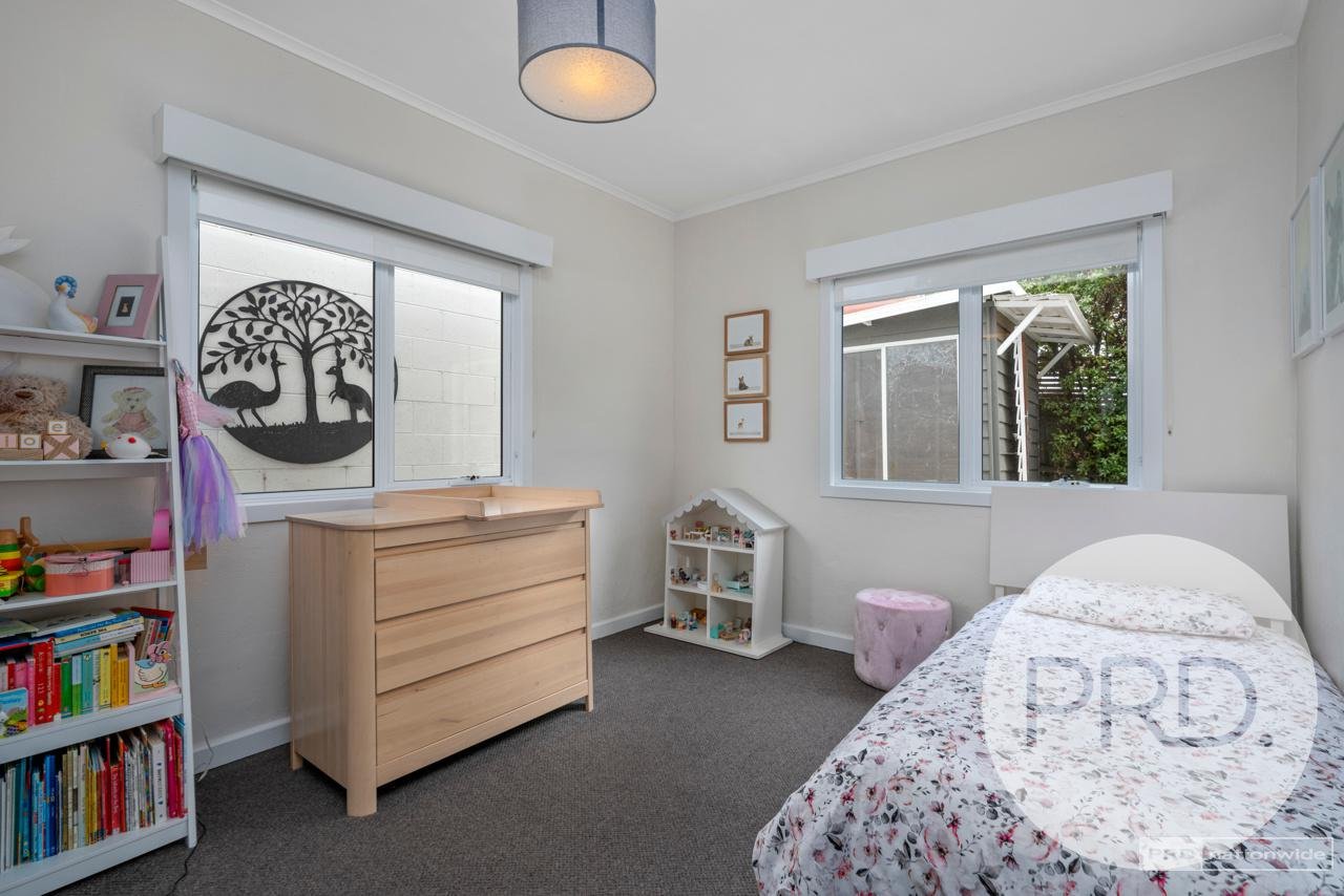 127 East Derwent Highway LINDISFARNE 9