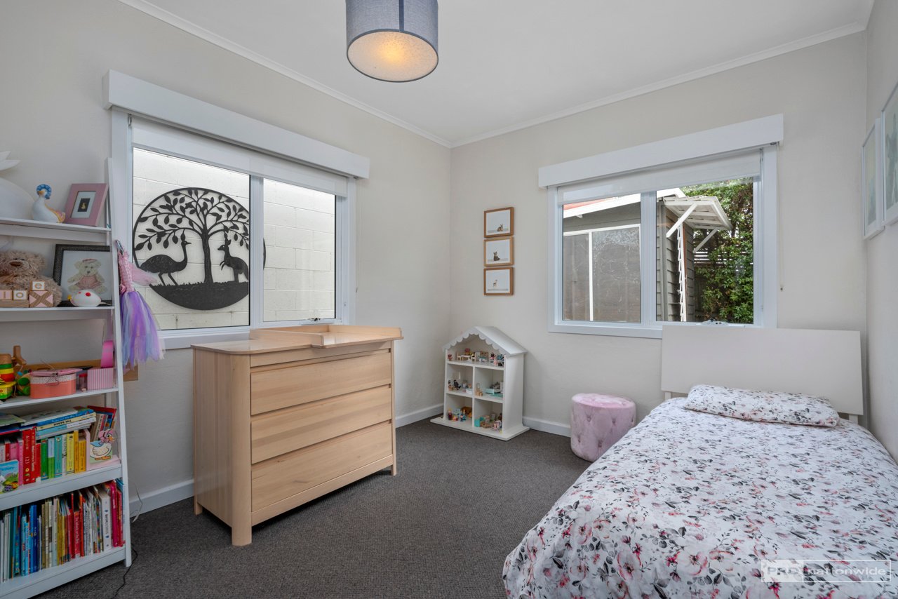 127 East Derwent Highway LINDISFARNE 9