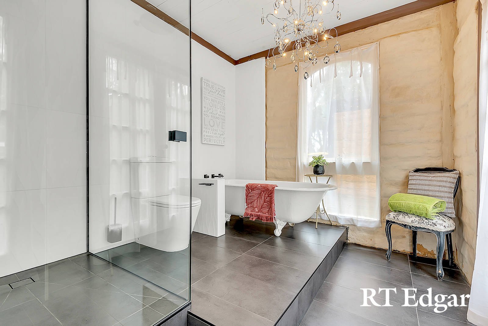 Real Estate and Property in 127 Falloons Road, Woodend, VIC