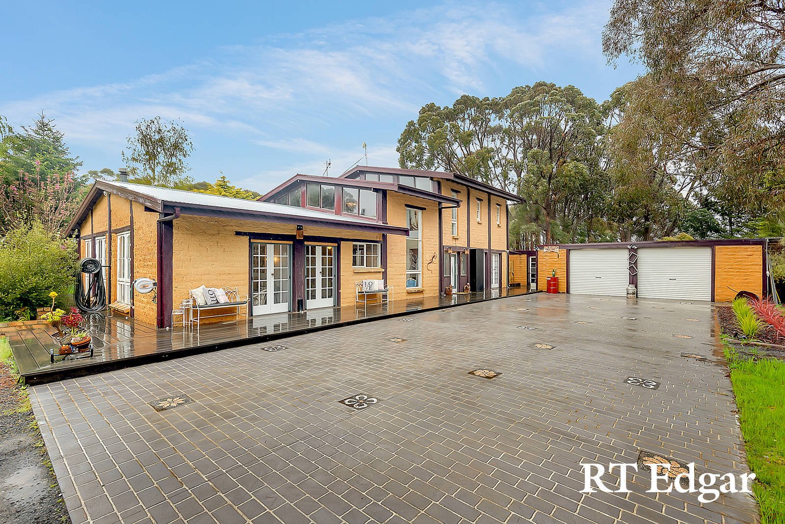 Real Estate and Property in 127 Falloons Road, Woodend, VIC