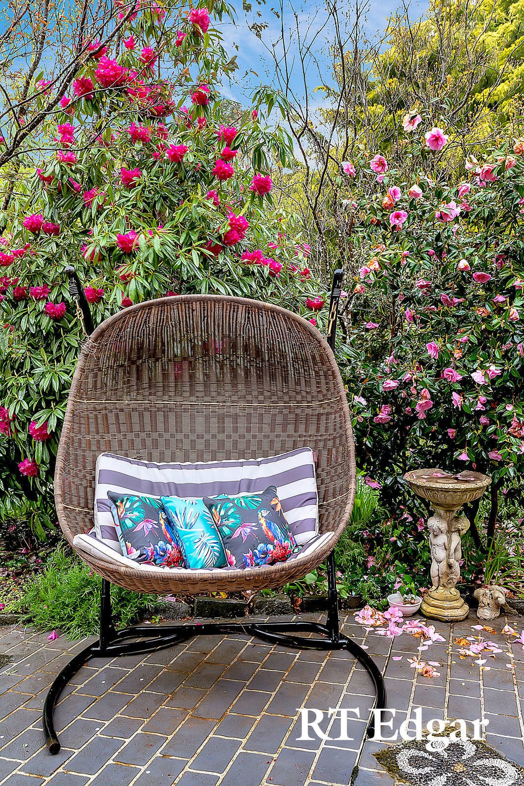 Real Estate and Property in 127 Falloons Road, Woodend, VIC