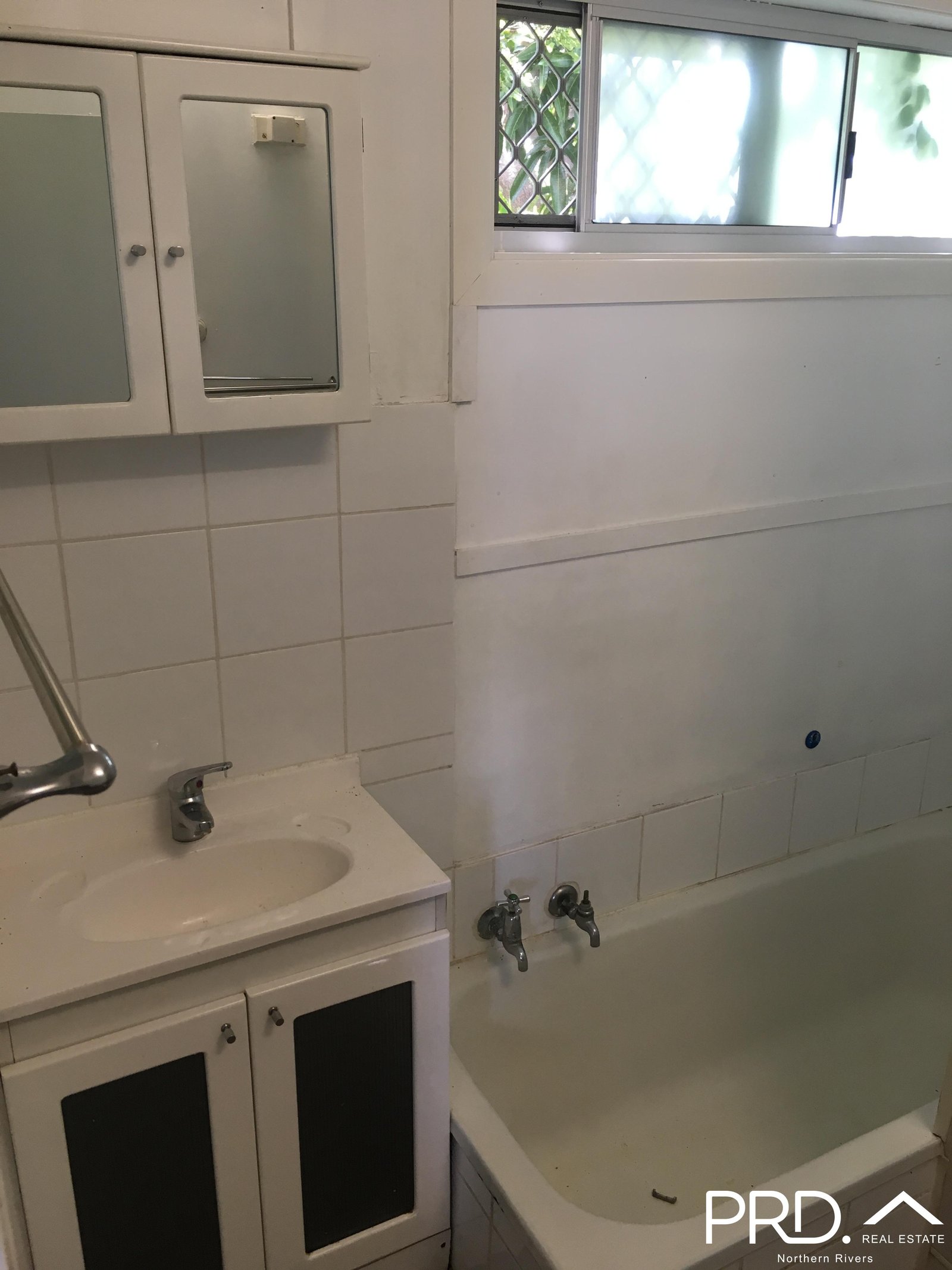 127 Hare Street CASINO 13