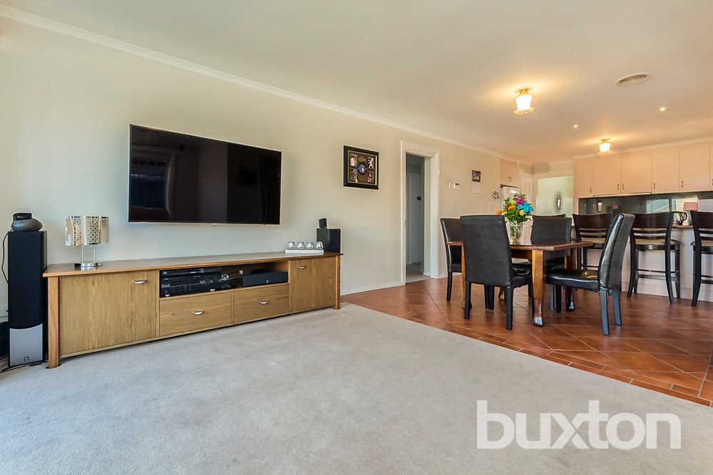 Gallery: 127 Helms Street