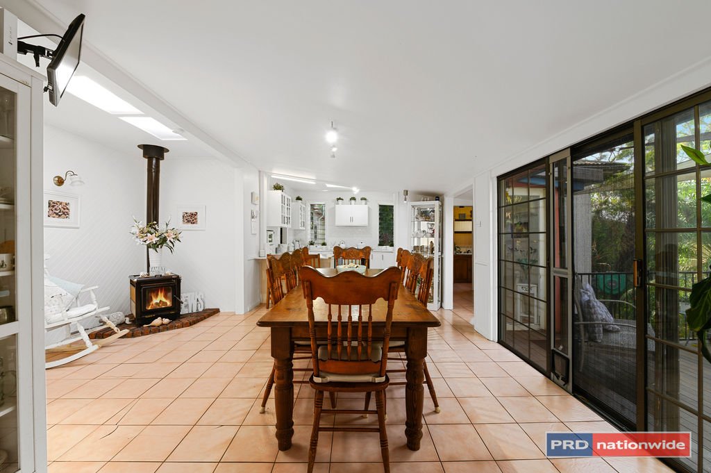 127 Holloways Rd  SANDY BEACH 4