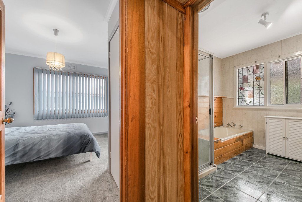 127 Hopkins Street MOONAH 15