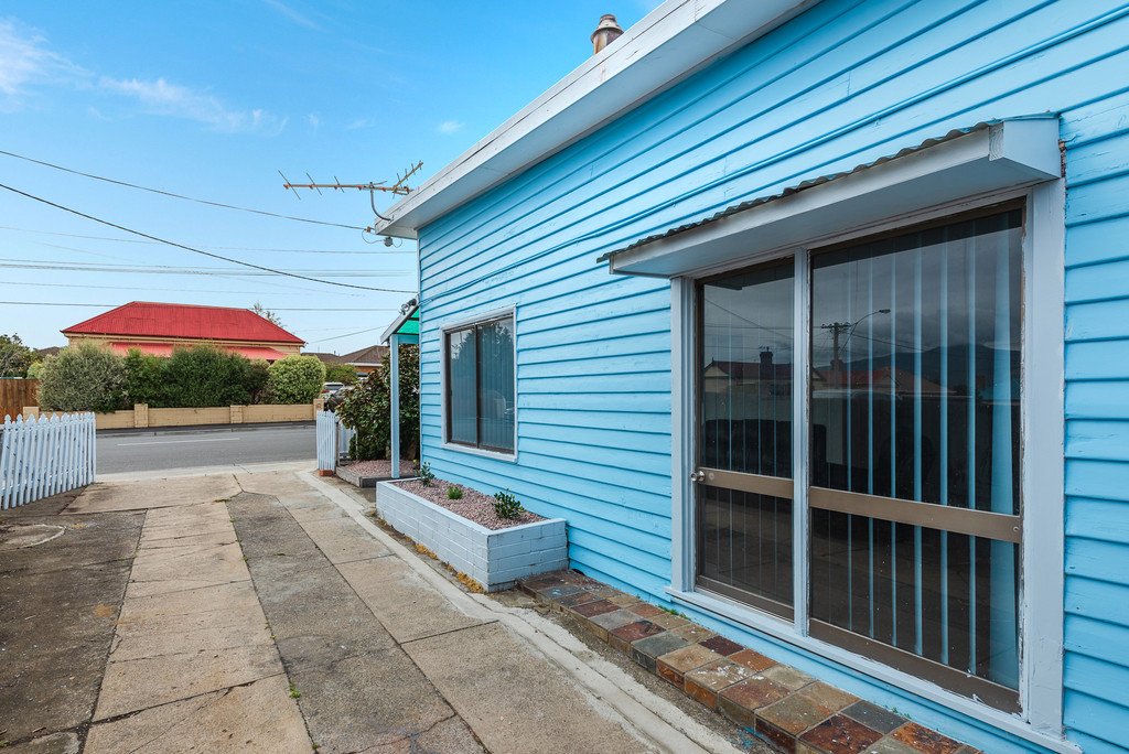 127 Hopkins Street MOONAH 22