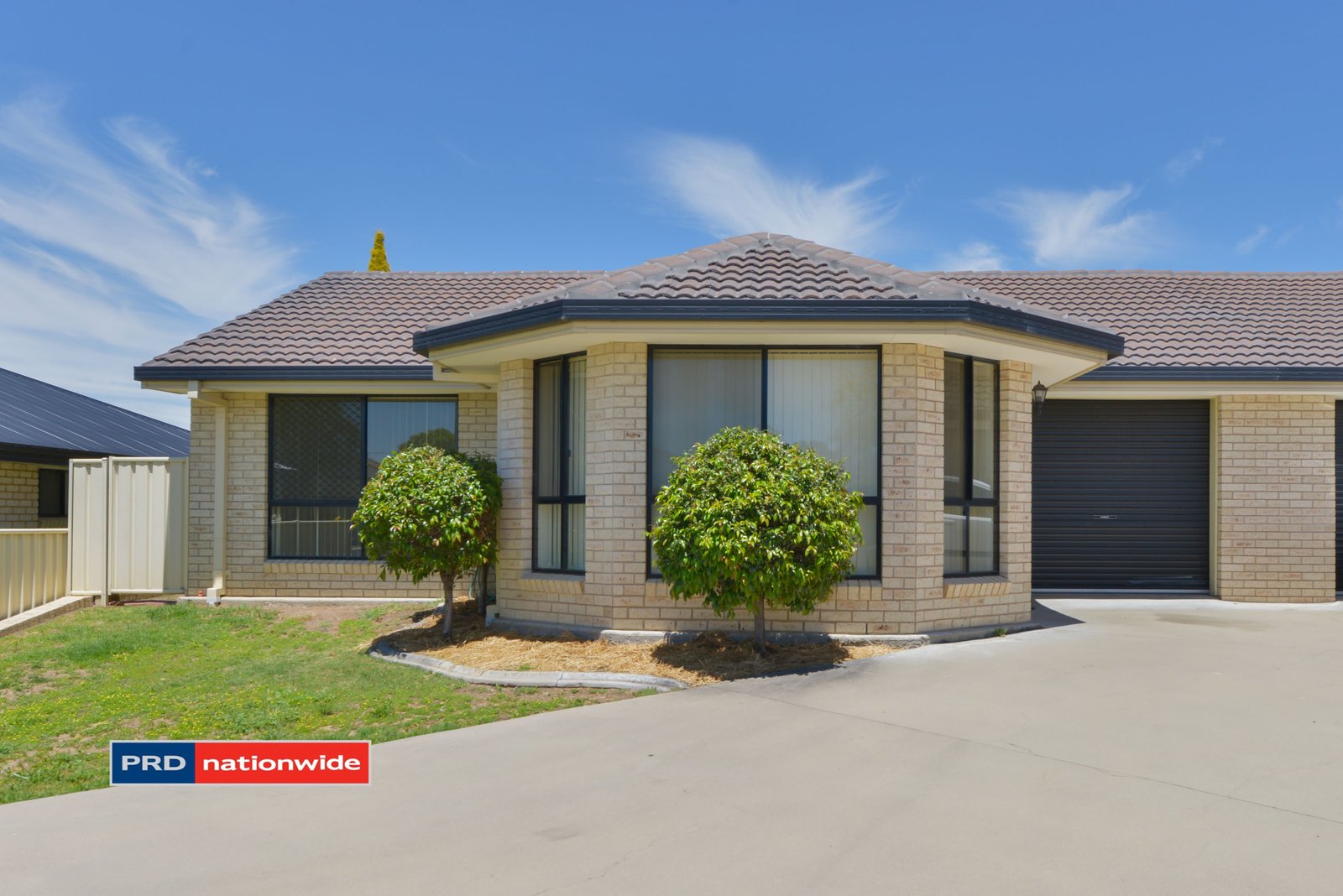 1/27 Karwin Street TAMWORTH 2