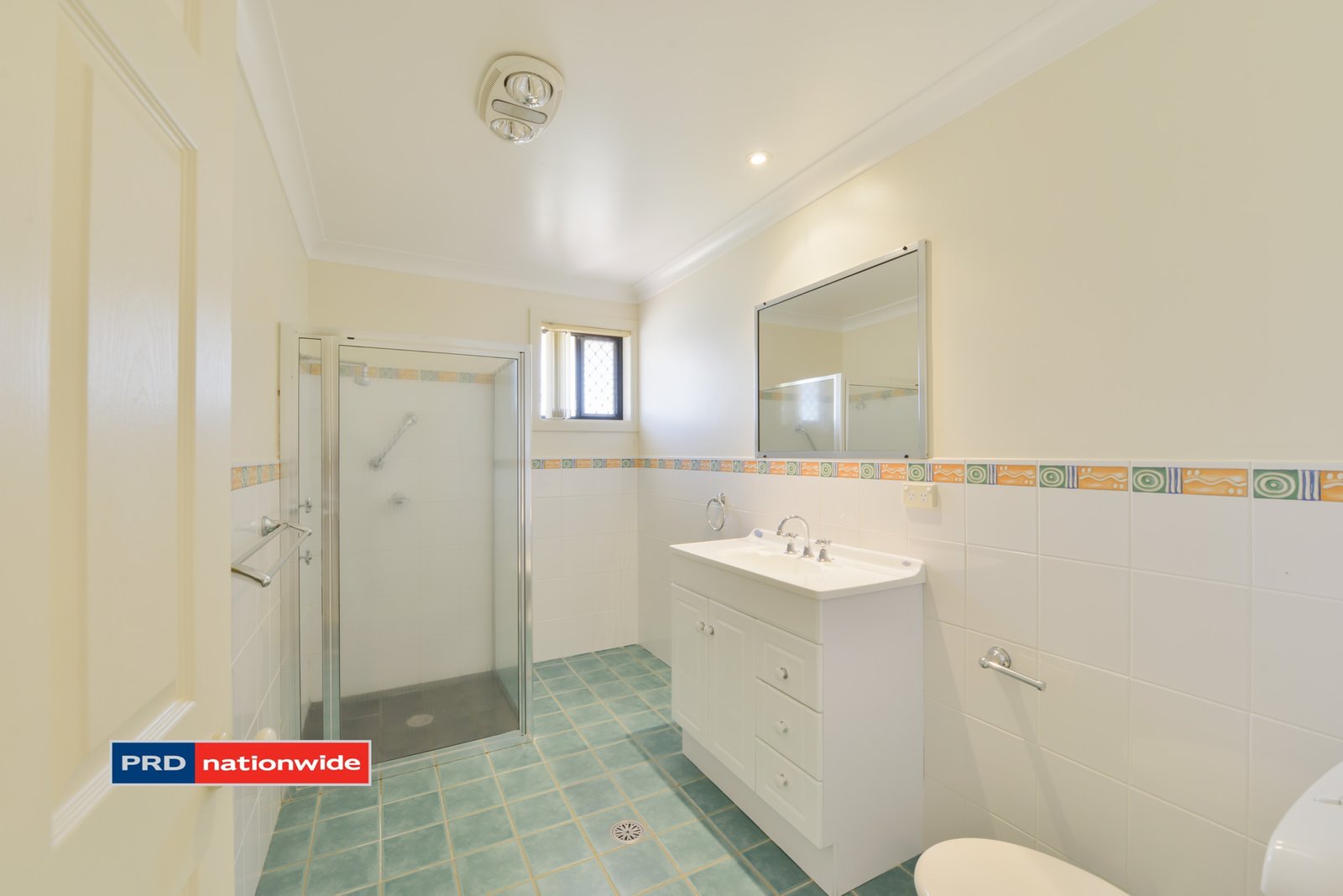1/27 Karwin Street TAMWORTH 5