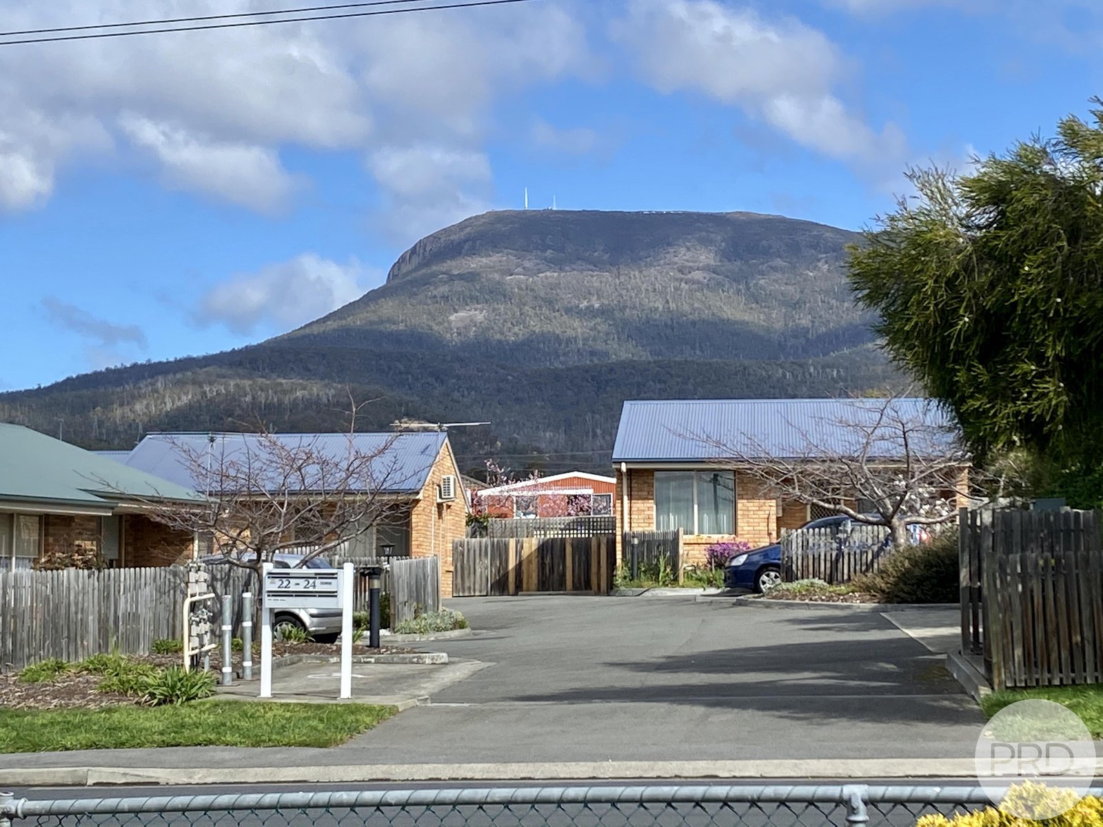 1/27 Kenbrae Avenue GLENORCHY 4