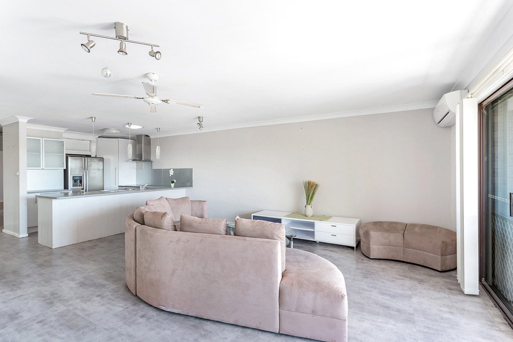 1/27 Leonard Avenue SHOAL BAY 4