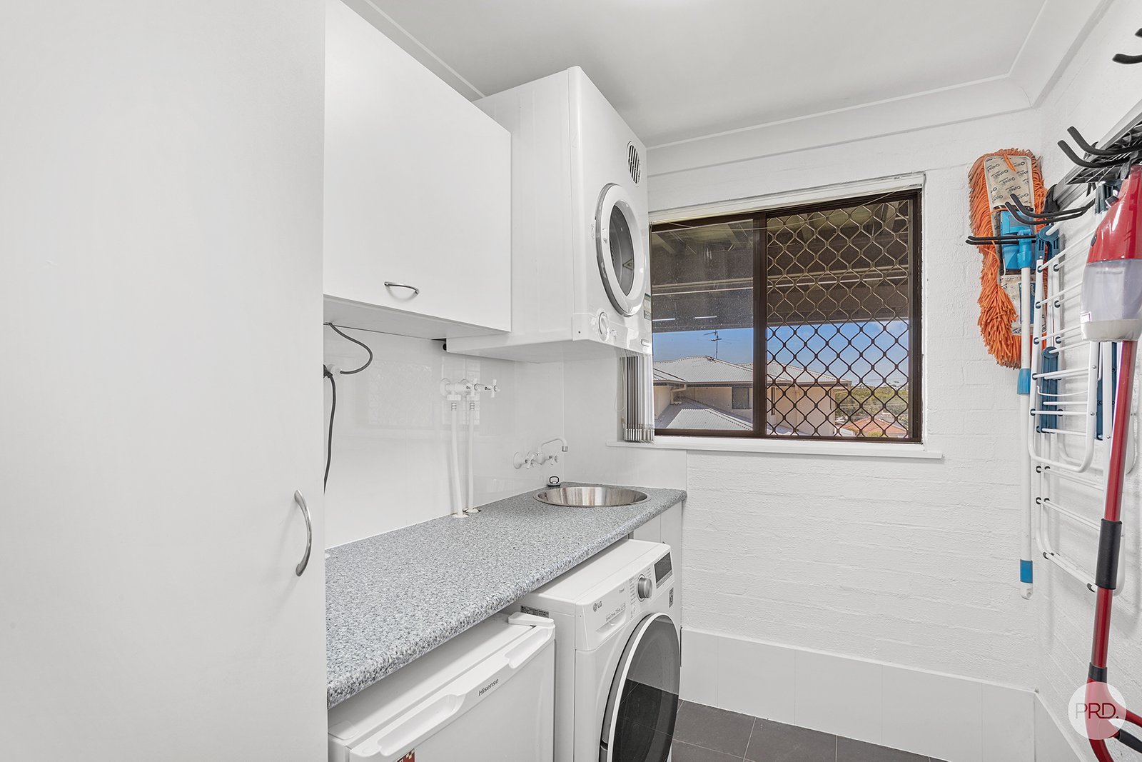 1/27 Leonard Avenue SHOAL BAY 18