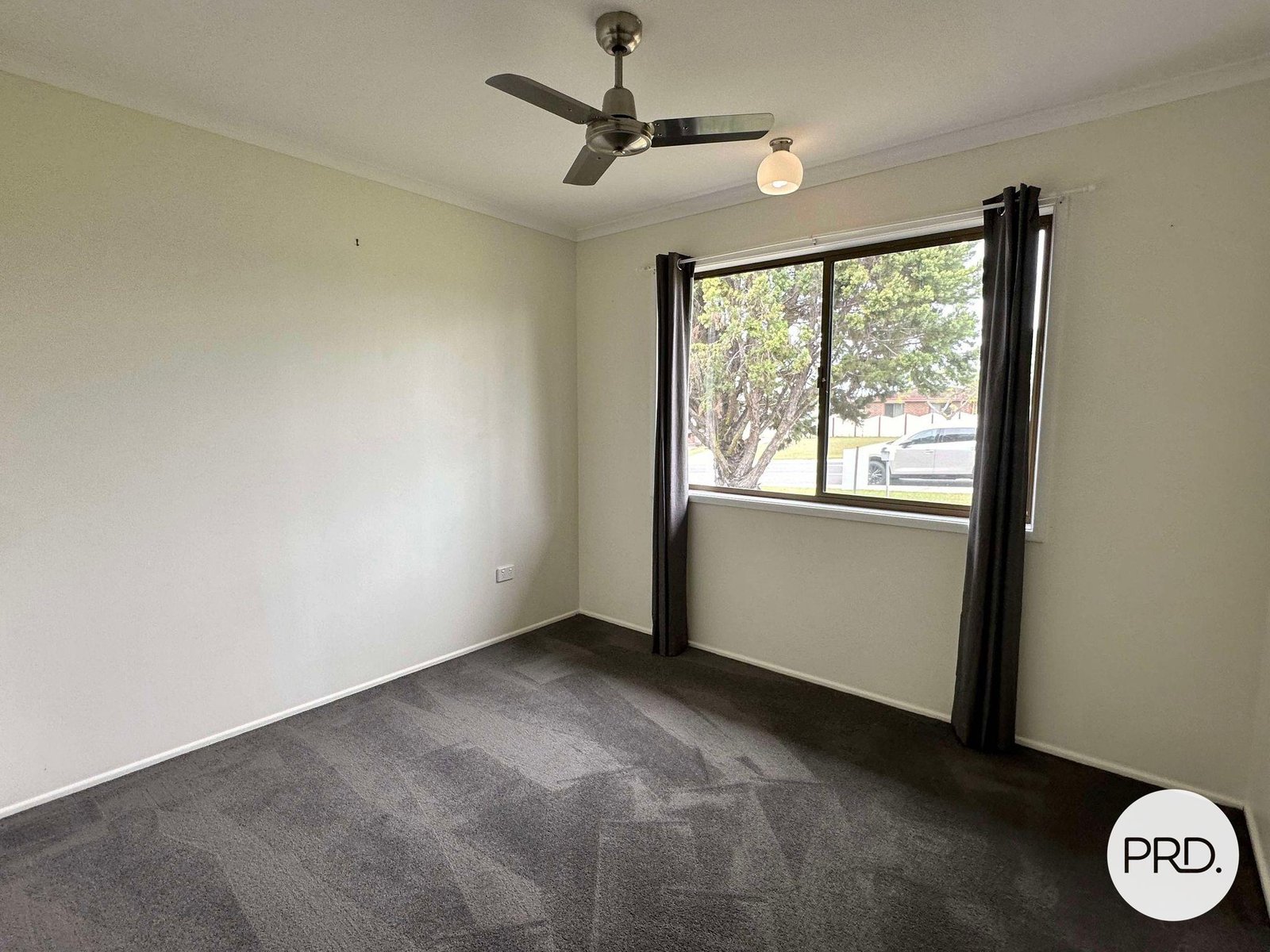 127 Malpas Street BOYNE ISLAND 8