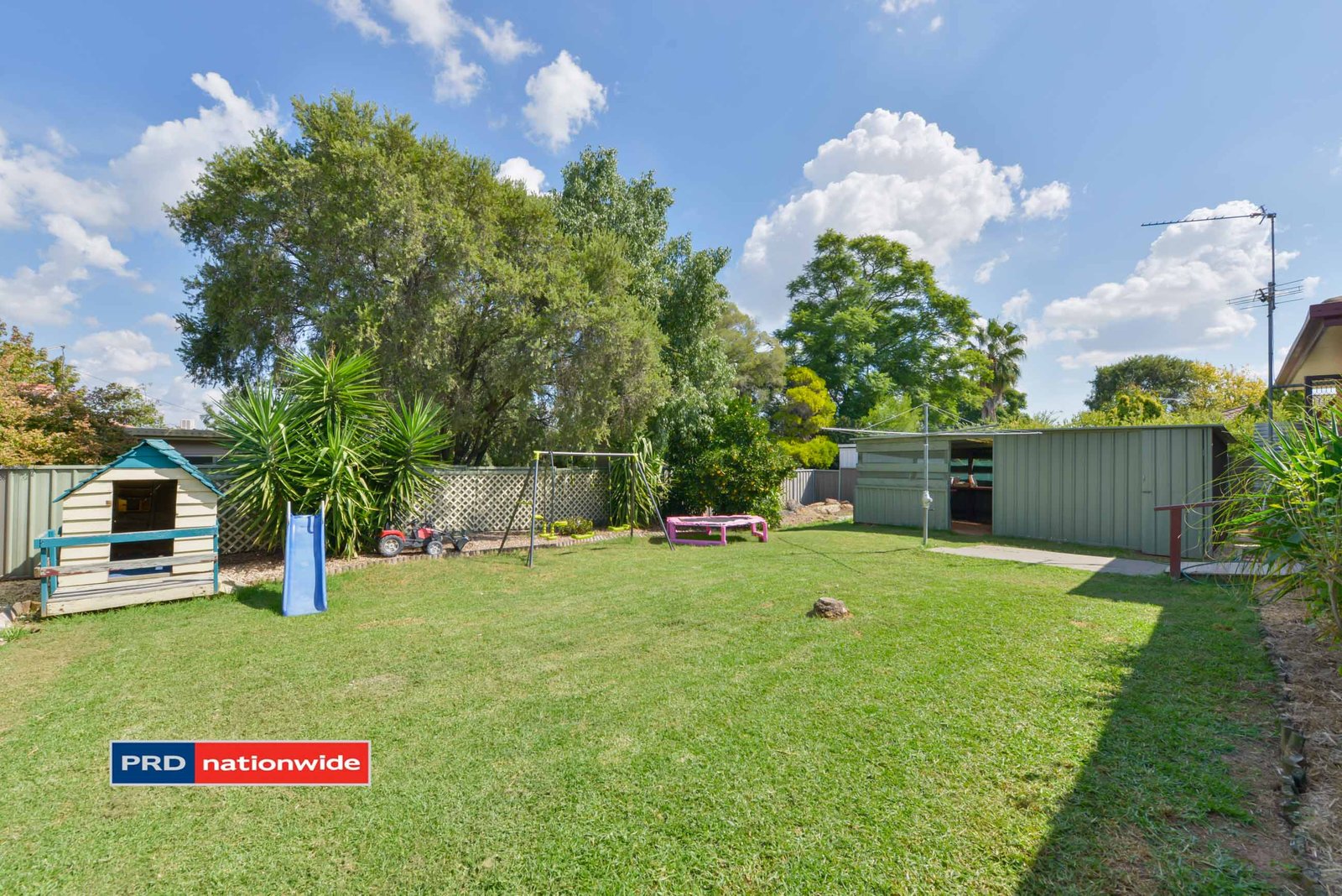 127 Manilla Road TAMWORTH 8