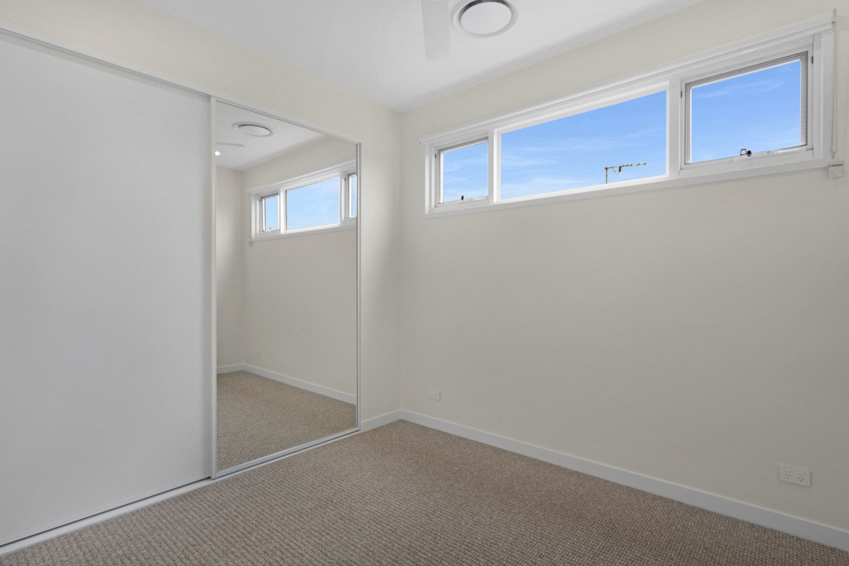 1/27 Miami Shore Parade Miami 11