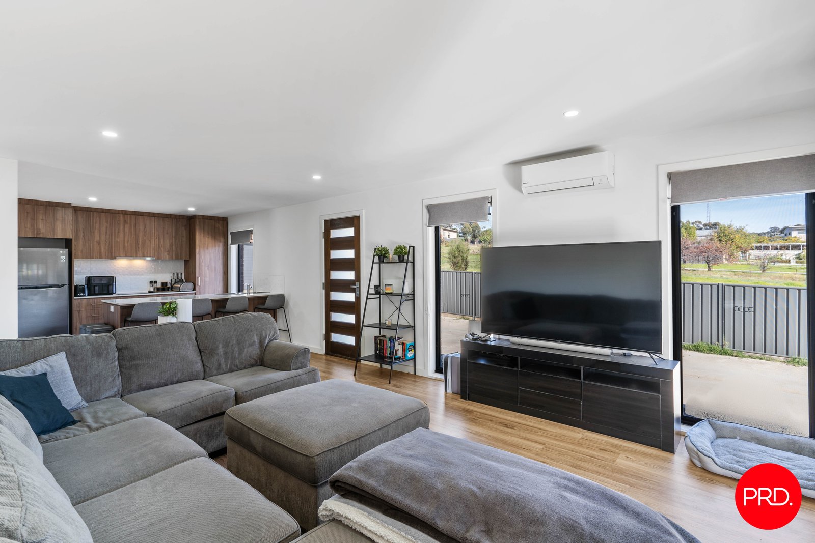 1/27 Pallett Street GOLDEN SQUARE 3