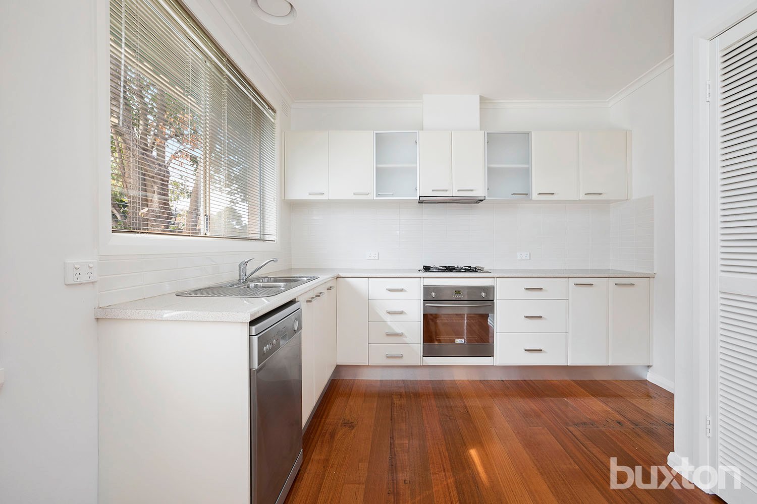 Gallery: 1/27 Plummer Road
