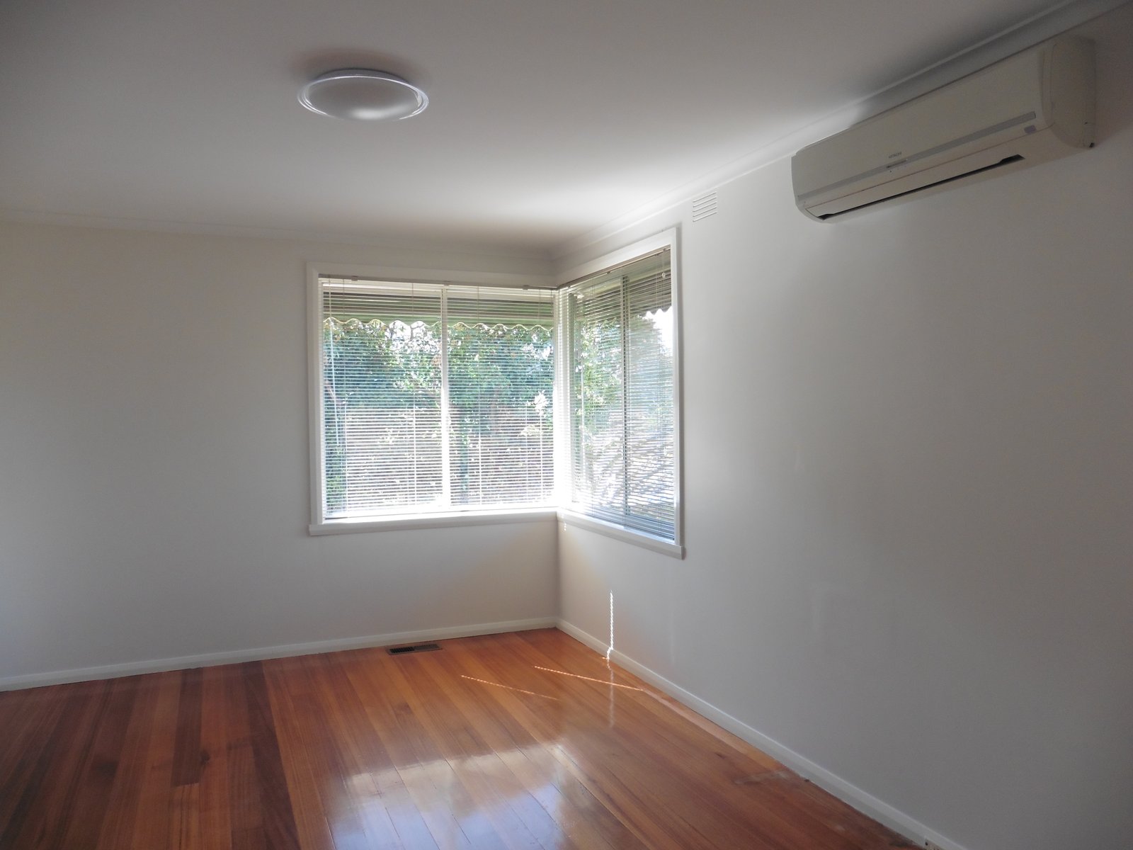 Gallery: 1/27 Plummer Road