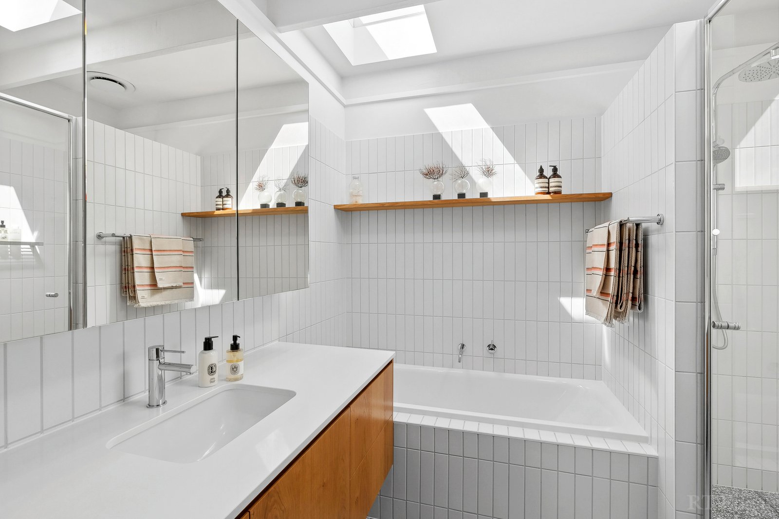 Real Estate and Property in 127 Powell Street East, Ocean Grove, VIC