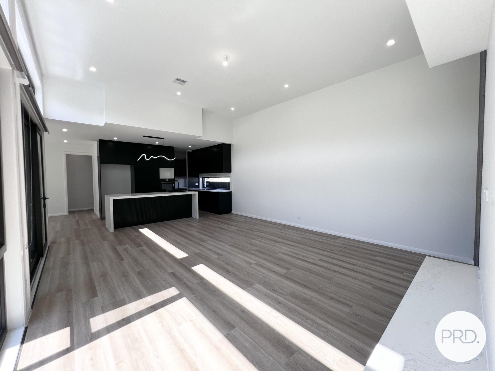 127 Sculthorpe Avenue WHITLAM 18