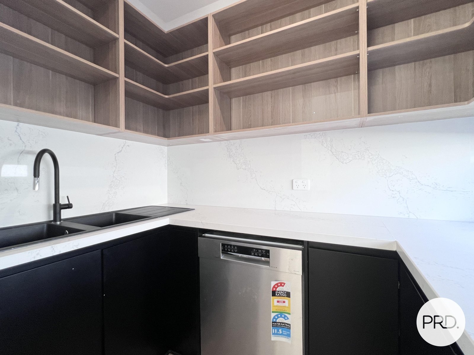 127 Sculthorpe Avenue WHITLAM 21