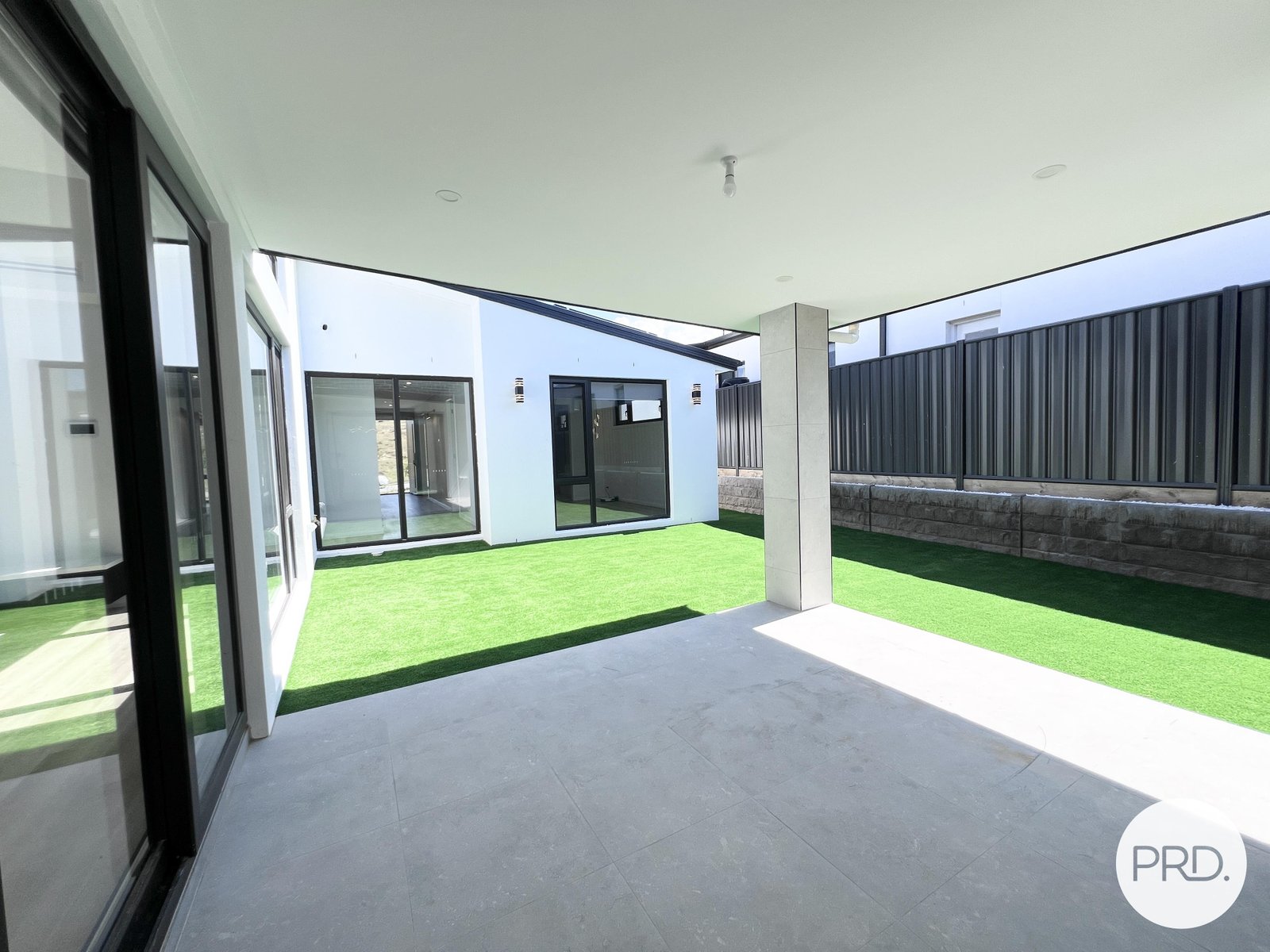 127 Sculthorpe Avenue WHITLAM 25