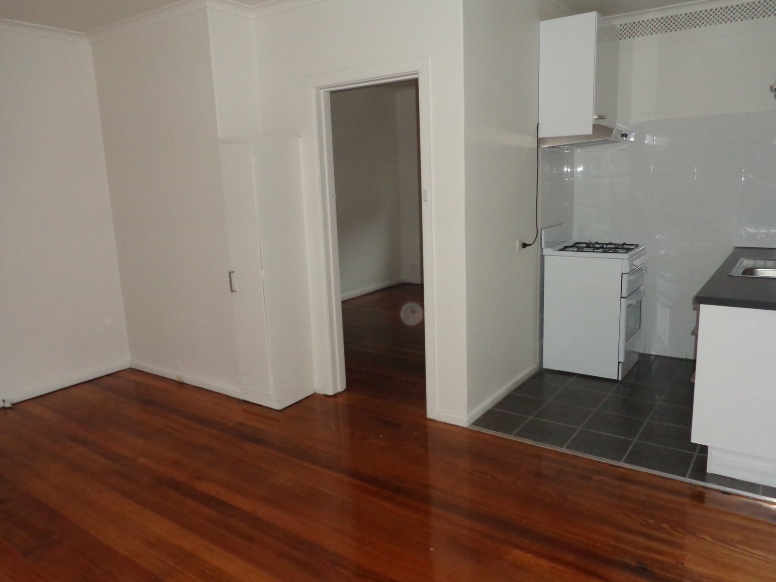 Gallery: 1/27 Seymour Road