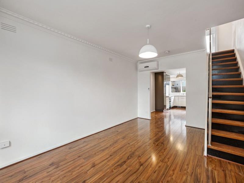 Gallery: 1/27 Stephen Street