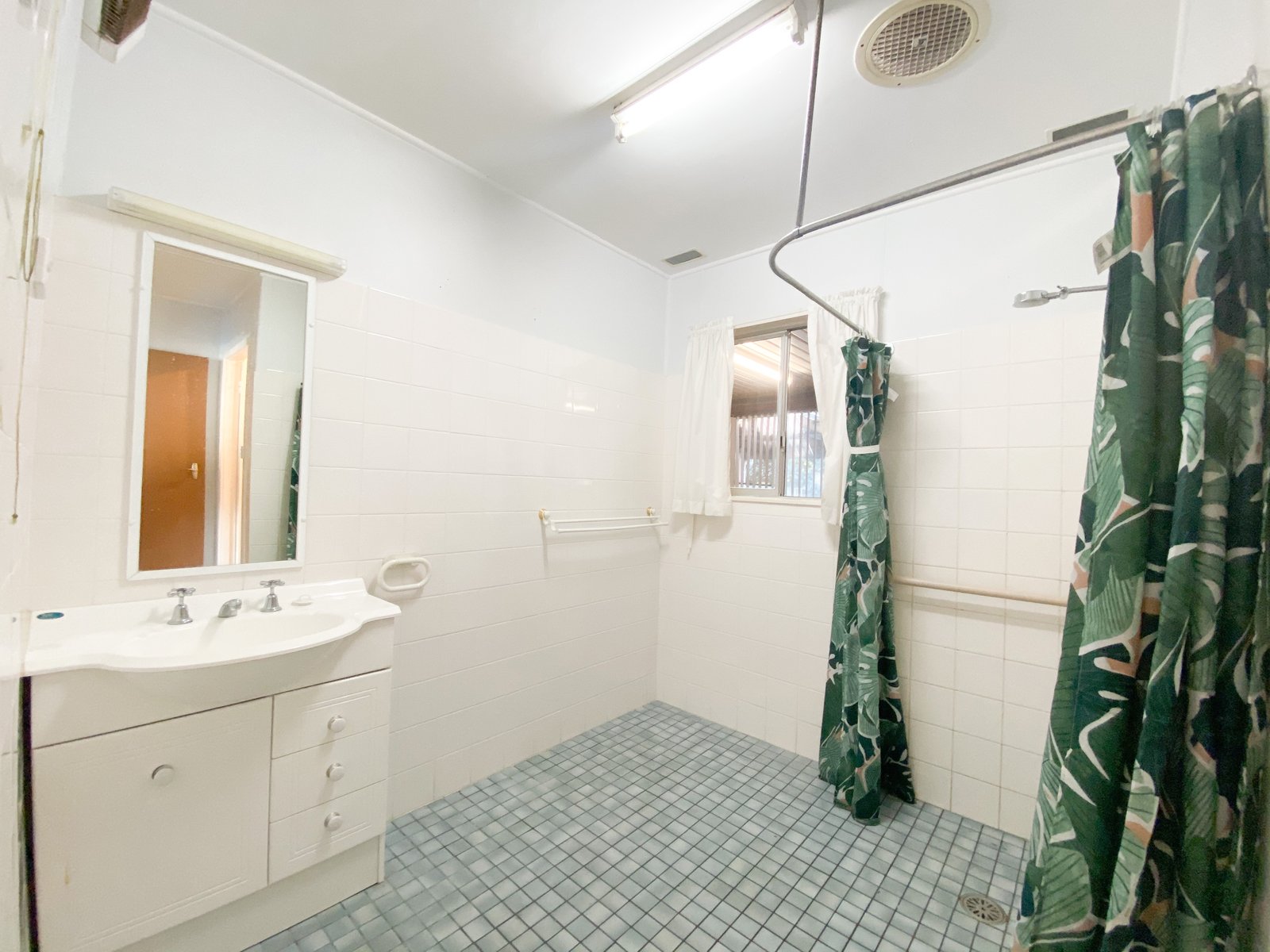 127 Tomaree Road SHOAL BAY 8