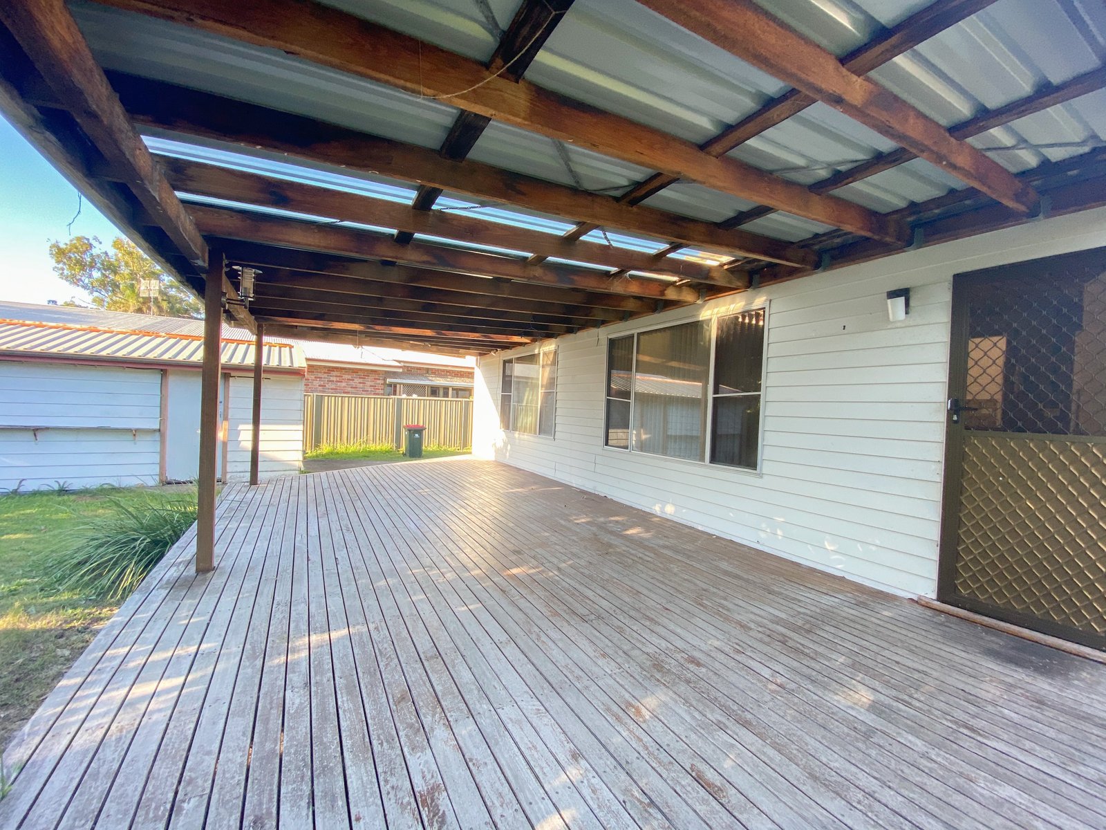 127 Tomaree Road SHOAL BAY 9