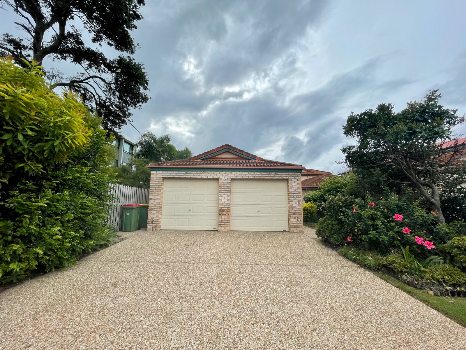 1/27 Toolona Street TUGUN 2