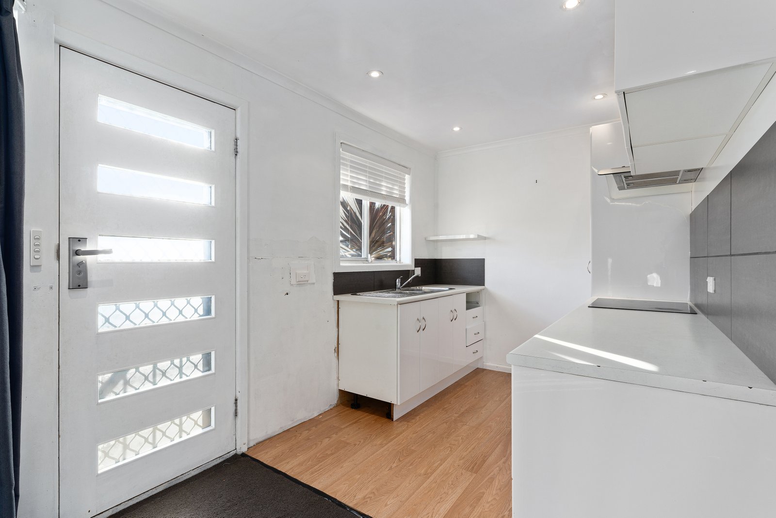 1/27 Wariga Road GLENORCHY 11