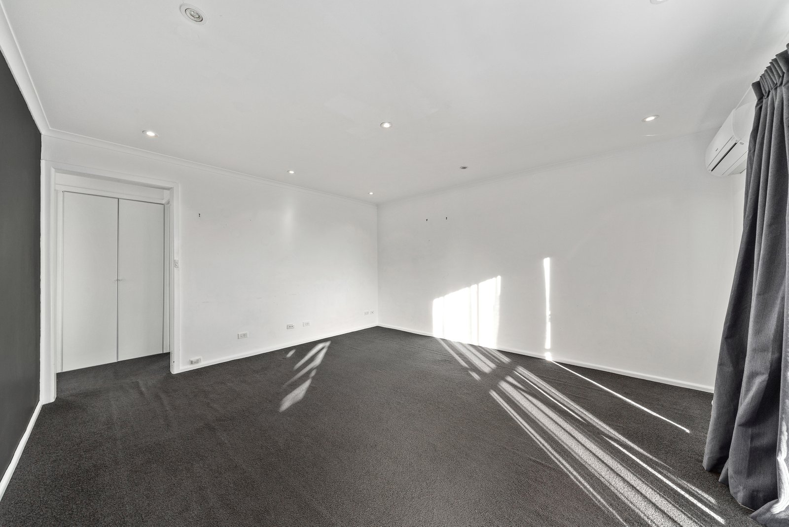 1/27 Wariga Road GLENORCHY 12