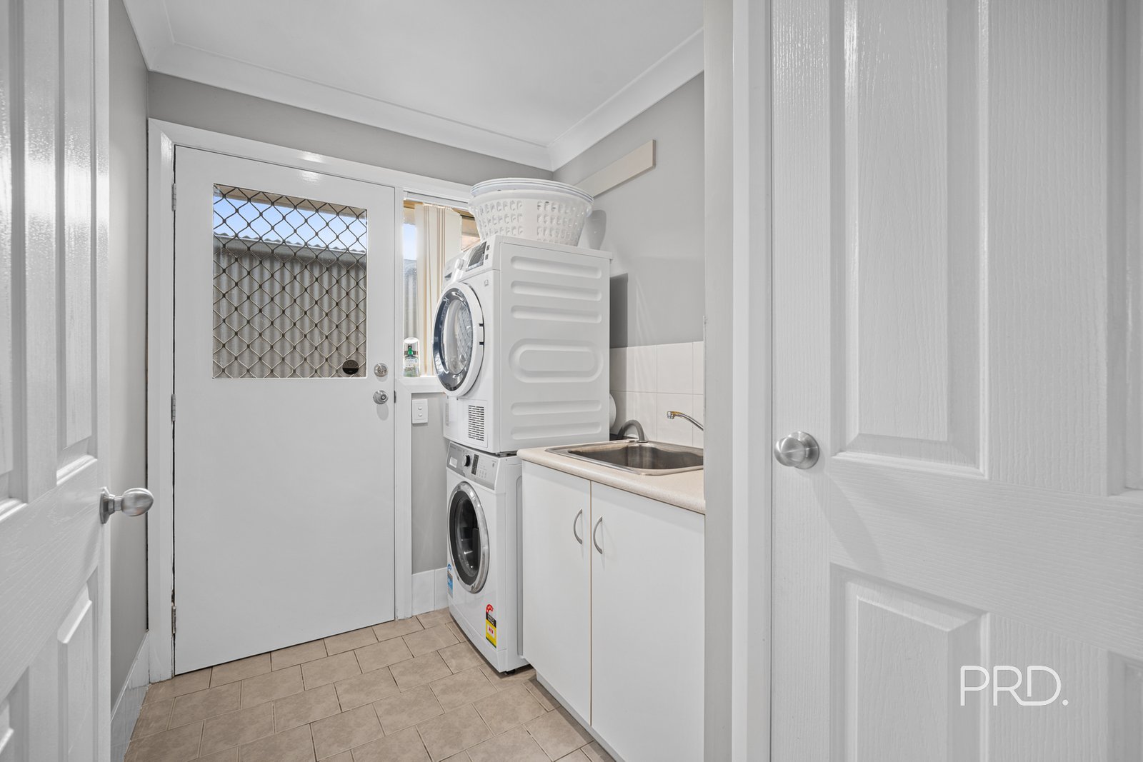 127 Yentoo Drive GLENFIELD PARK 18