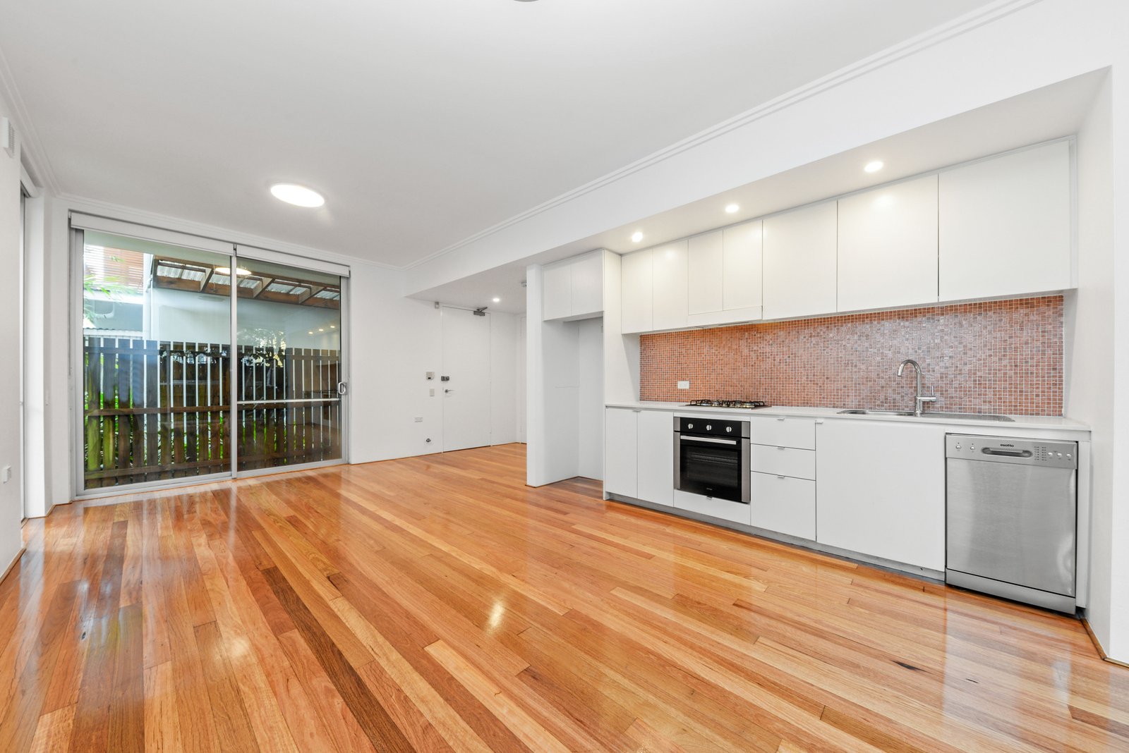 1/270-272 Bondi Road BONDI 2