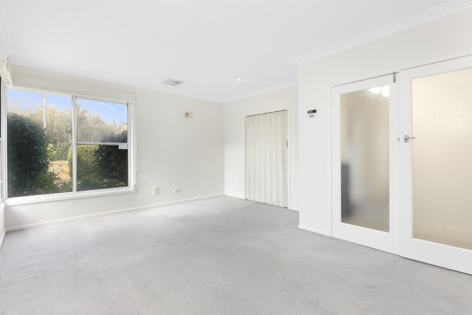 Gallery: 1/270 Warrigal Road