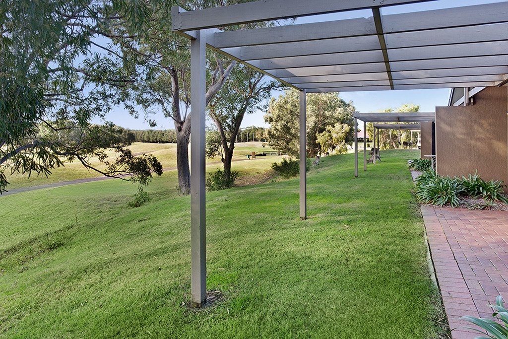 127/37 Horizons Drive SALAMANDER BAY 7