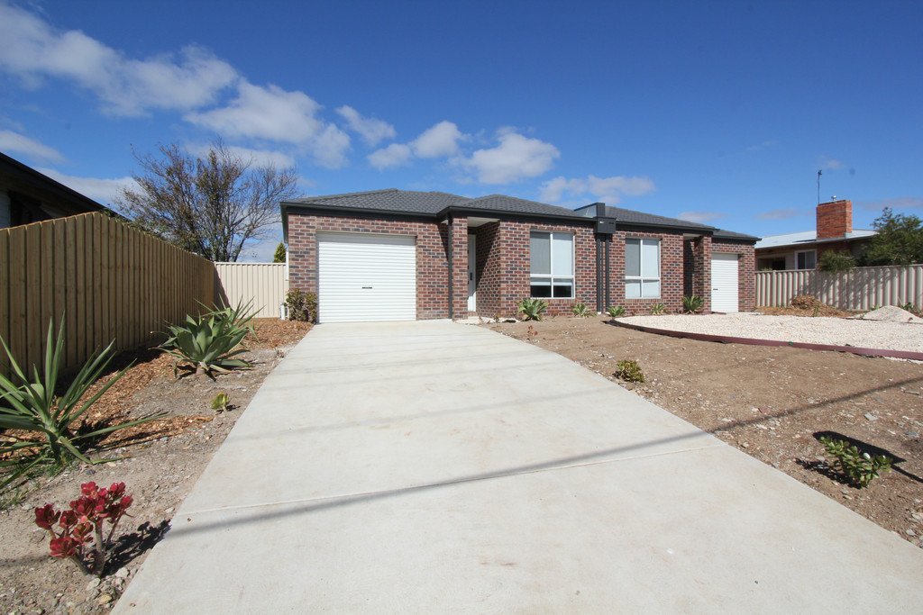 1273A Grevillea Road WENDOUREE 12