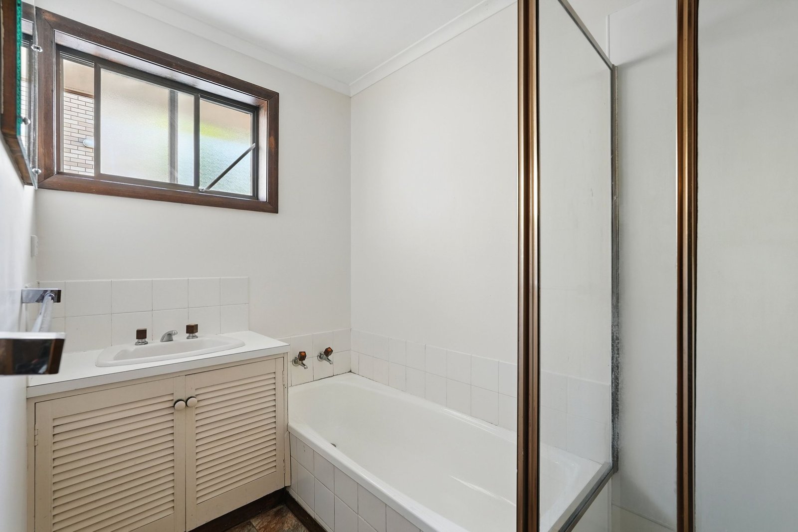 1/279 Churchill Avenue SANDY BAY 9