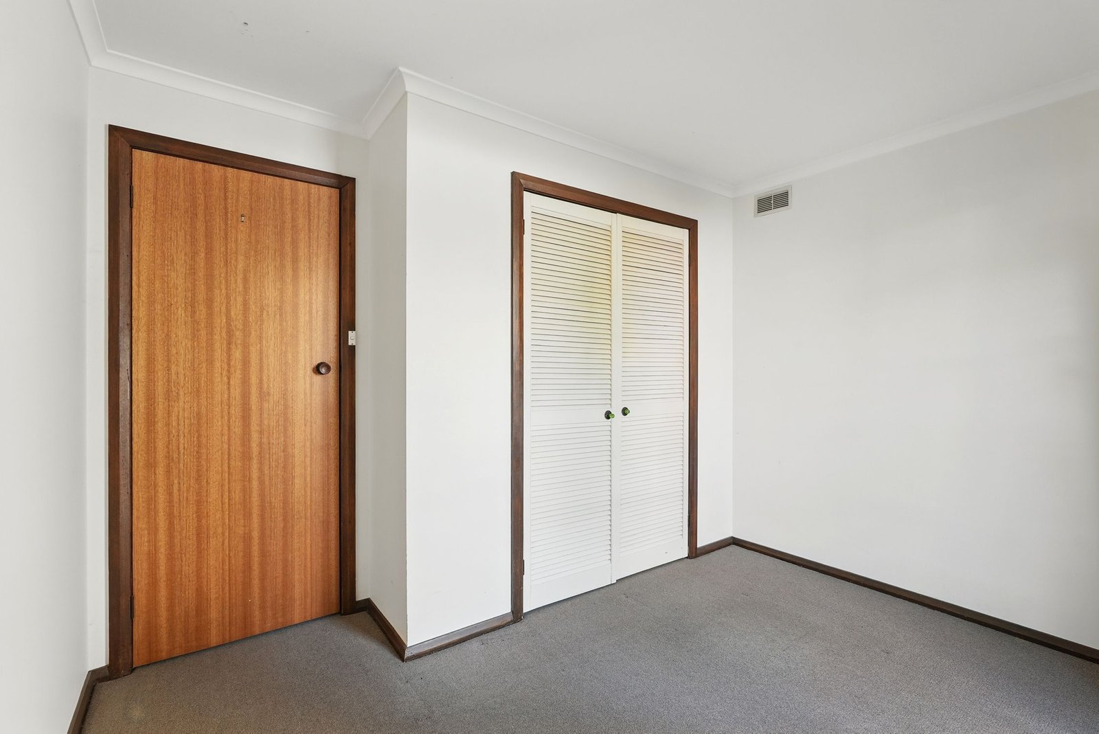 1/279 Churchill Avenue SANDY BAY 12