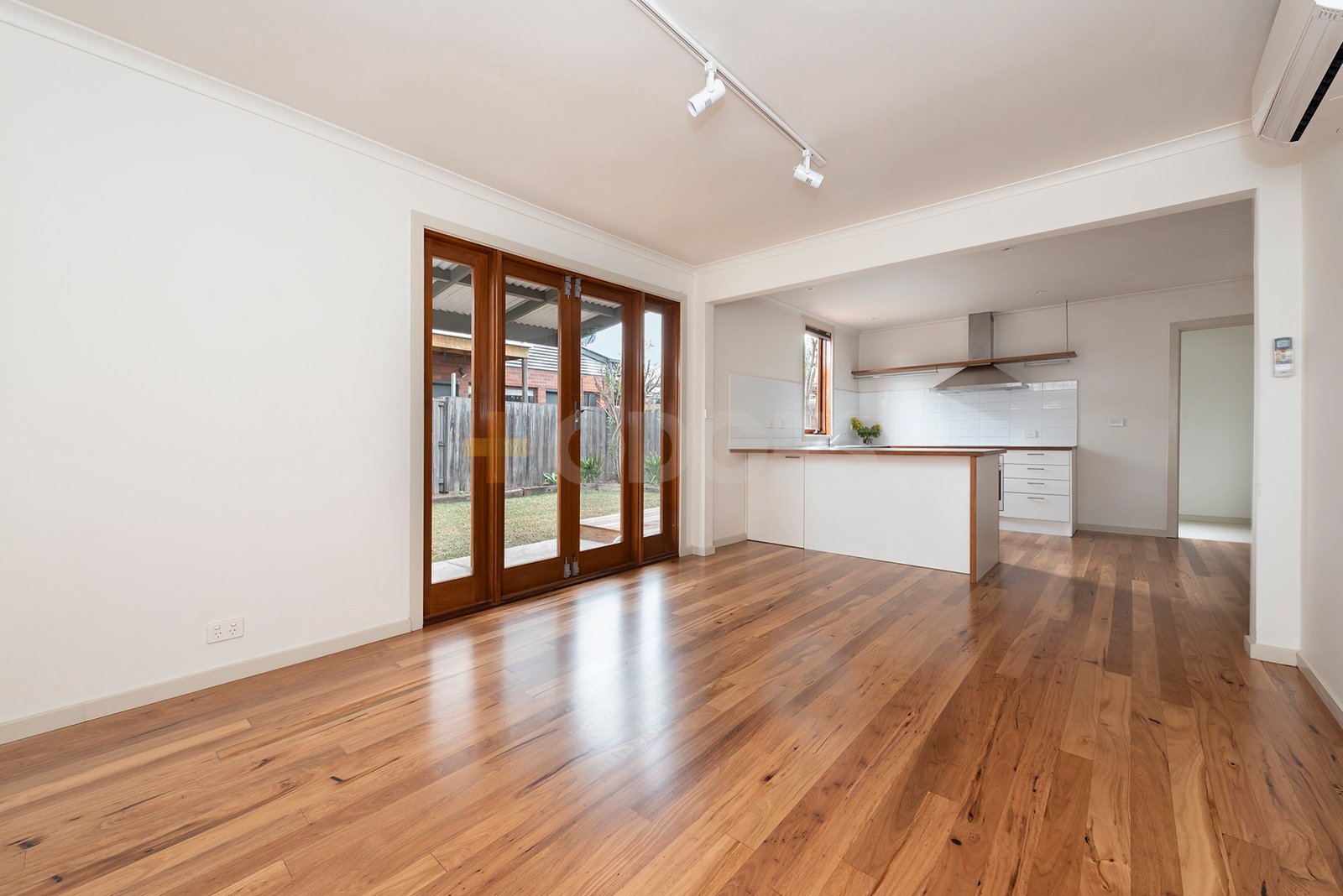 Gallery: 127A Hudson Road