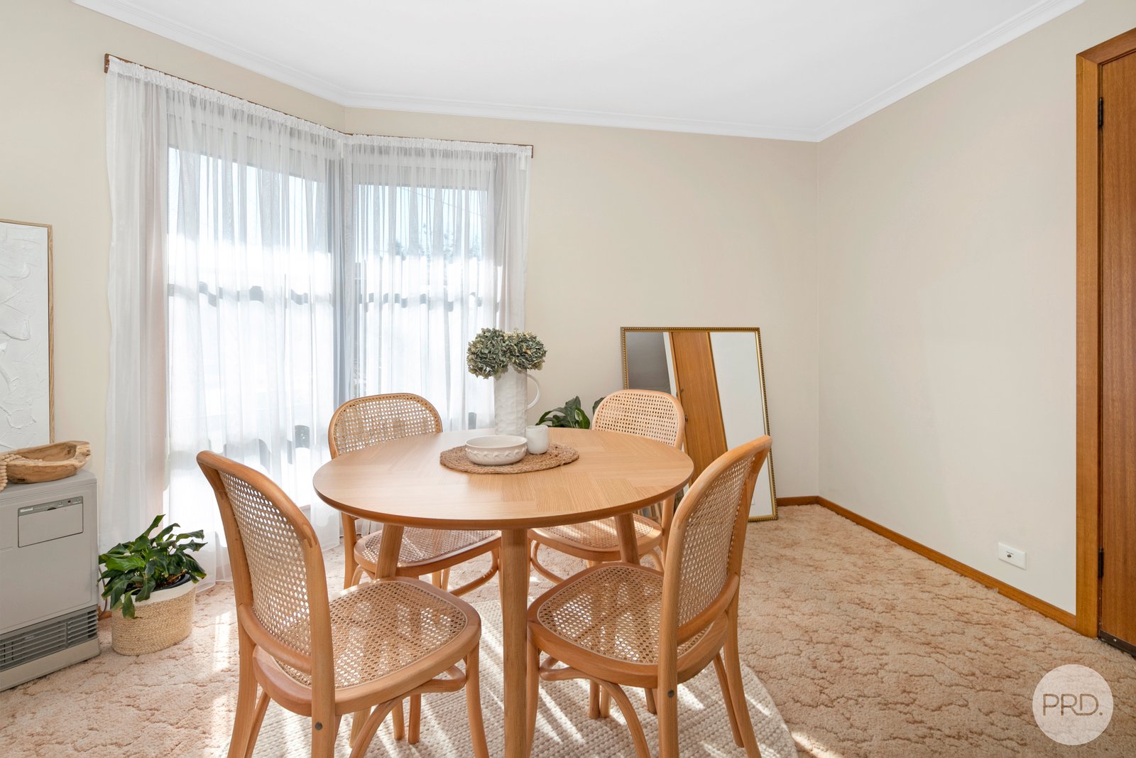 1/27A Queen Victoria Street NEWINGTON 3